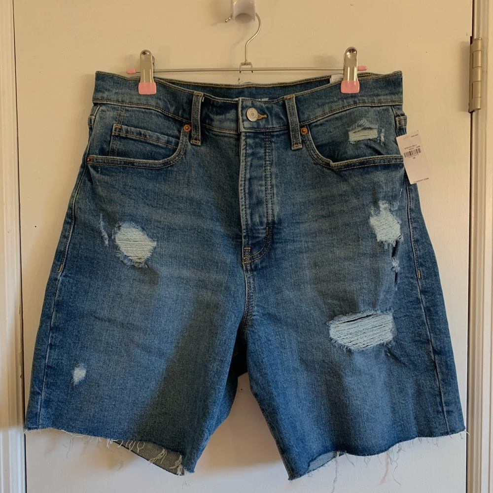 Old Navy Distressed Denim Jean Shorts 7 inch Inseam size 12